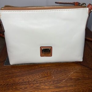 Dooney & Bourke Cream Leather crossbody bag